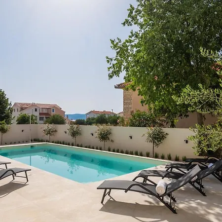 5stars Villa *