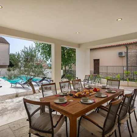5stars Villa